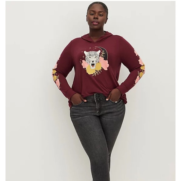NWT Torrid Hoodie Tee - Triblend Jersey Floral Cheetah Wine - Picture 3 of 5